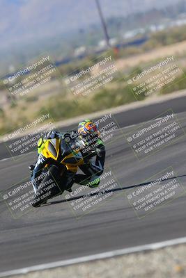 media/Nov-06-2022-SoCal Trackdays (Sun) [[208d2ccc26]]/Turn 11 (10am)/